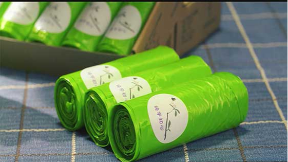 純（chún）宇初心生物降解連背袋使用說明